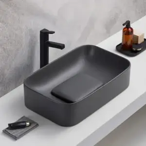 Lavoar ceramic pe blat gri inchis mat Luna 610 mm